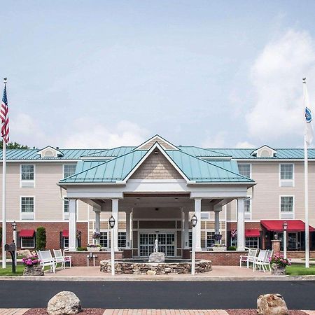 Comfort Inn & Suites Sturbridge-Brimfield Exterior foto