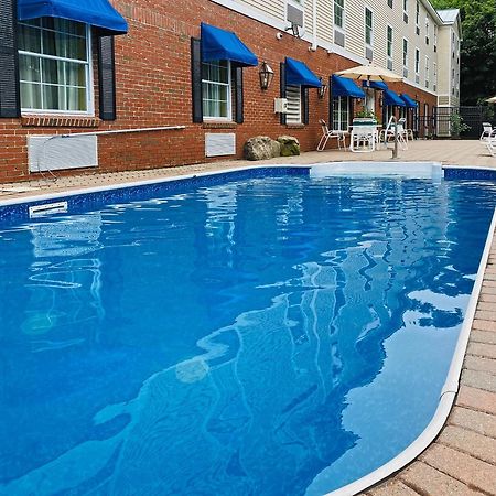 Comfort Inn & Suites Sturbridge-Brimfield Exterior foto