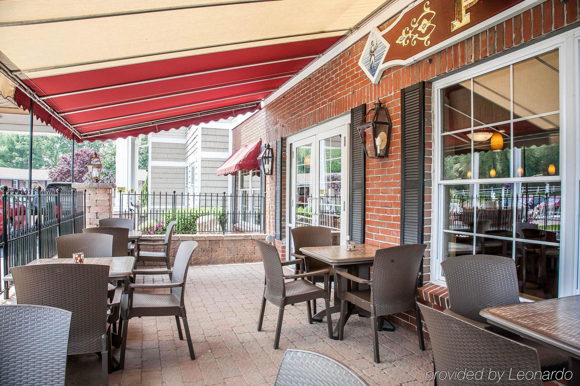 Comfort Inn & Suites Sturbridge-Brimfield Exterior foto