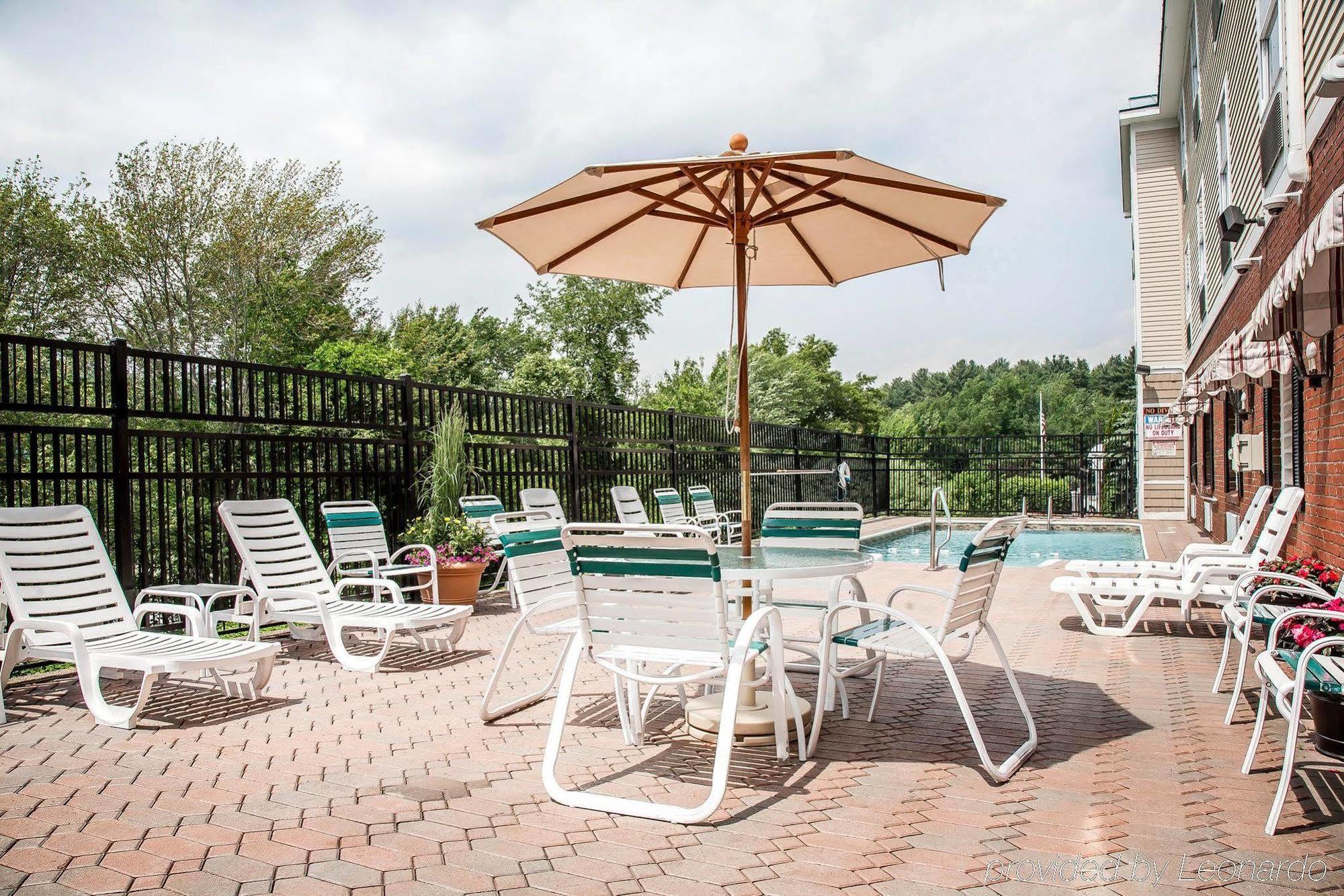 Comfort Inn & Suites Sturbridge-Brimfield Exterior foto